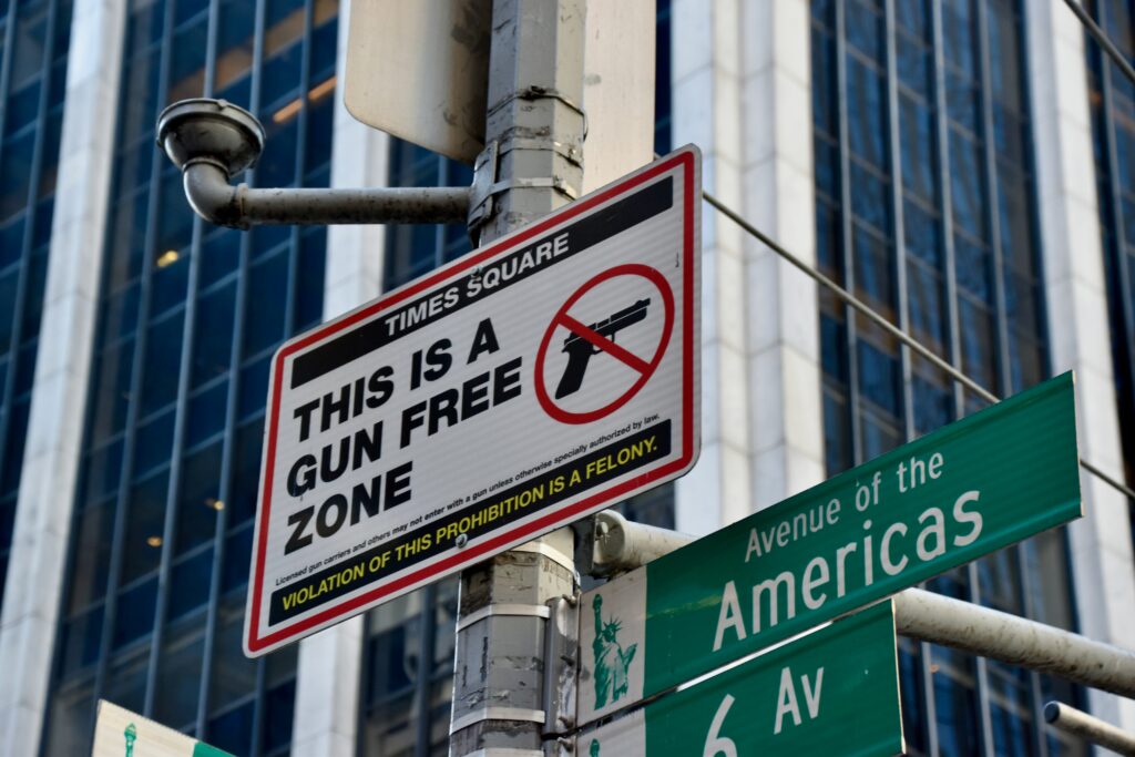 gun free zone sign